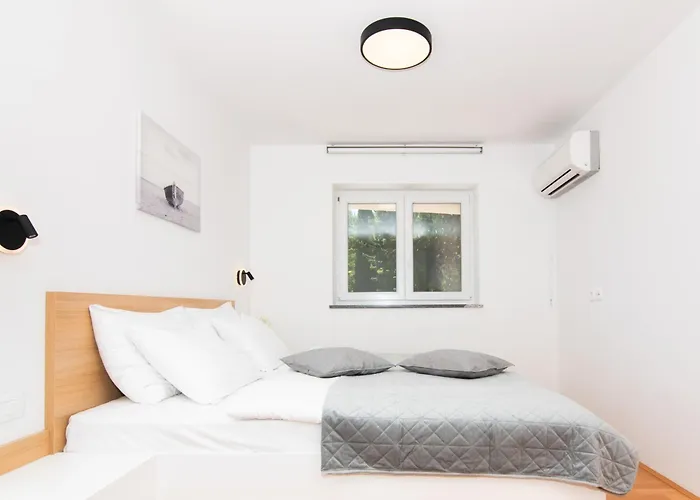 Premium Marina With Sea View By Locap Group *